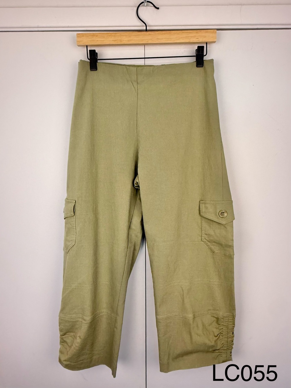 Elliott Lauren Olive Stretch Cargo Capri Pants Size 16